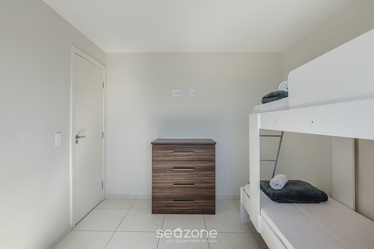 Apto c/ Varanda a 500m da Praia EMZ0504