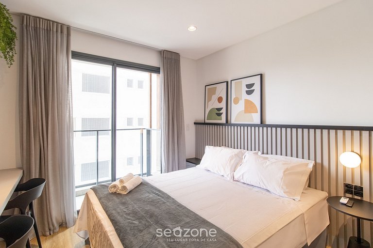 Apto à beira-mar c/ varanda e vista - PSO0606