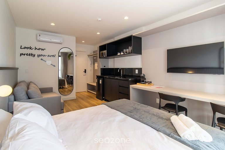 Apto a la orilla del mar c/ balcón y vista PSO0606