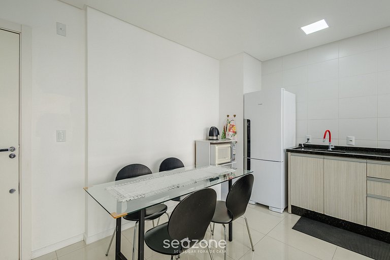 Apt c/ Churrasq. a 600m da Praia GEN0102