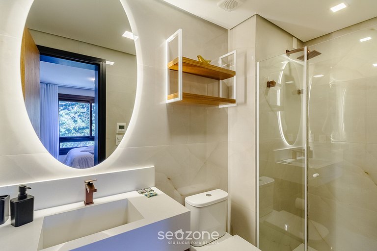 Apto sofisticado a passos da Rua Coberta DMS0104