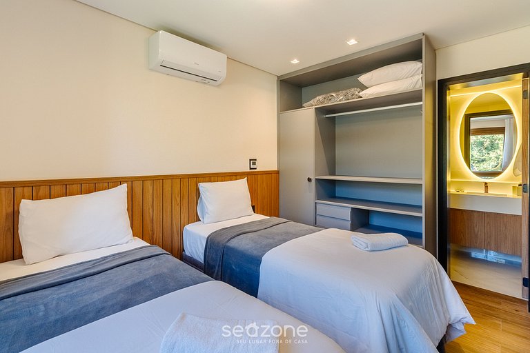 Apto sofisticado a pasos de la Rua Coberta DMS0104