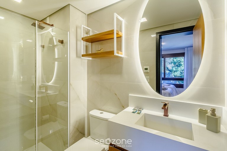 Apto sofisticado a passos da Rua Coberta DMS0104