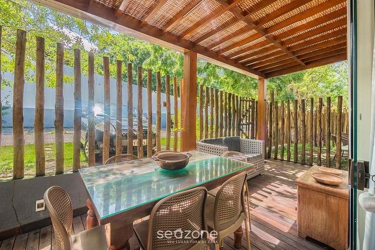 Casa c/ Varanda e 2 Quartos em Imbassaí SOV0002