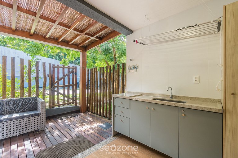 Casa c/ balcón y 2 habitaciones - Imbassaí SOV0002