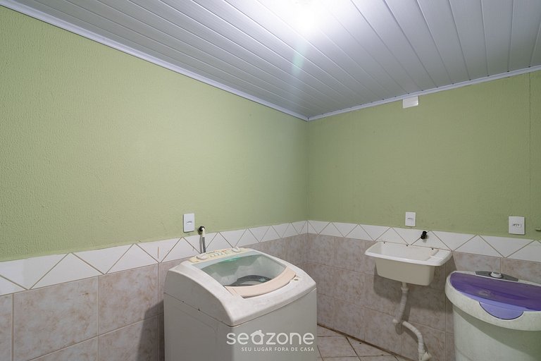 Apto c/ Varanda e Churrasq. a 78m do Mar OBS0101