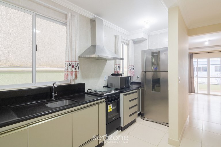 Apto c/ Varanda e Churrasq. a 78m do Mar OBS0101