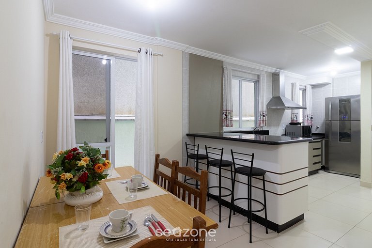 Apto c/ Varanda e Churrasq. a 78m do Mar OBS0101