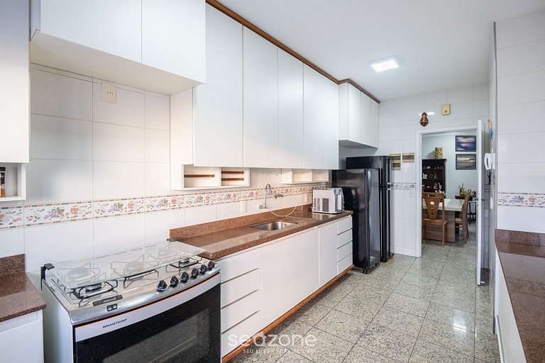 Cobertura com piscina e vista para o mar - VDI0401