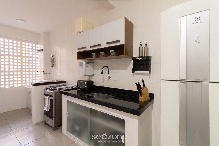 Apto c/ varanda a 650m da Praia, Cabo Frio CVY0306