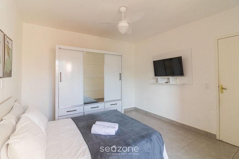 Apto c/ varanda a 650m da Praia, Cabo Frio CVY0306