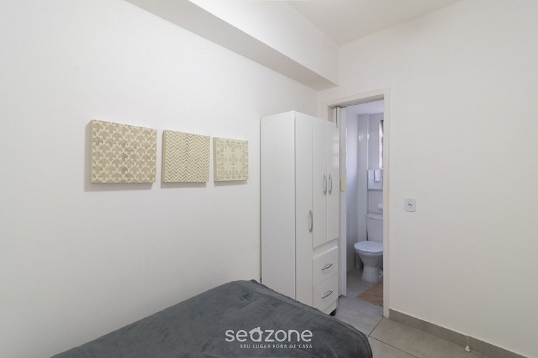 Apto c/ varanda a 650m da Praia, Cabo Frio CVY0306