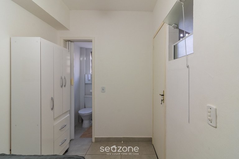 Apto c/ varanda a 650m da Praia, Cabo Frio CVY0306