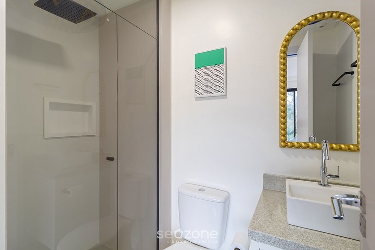 Studio Charmoso em Prédio com Piscina RUP0805