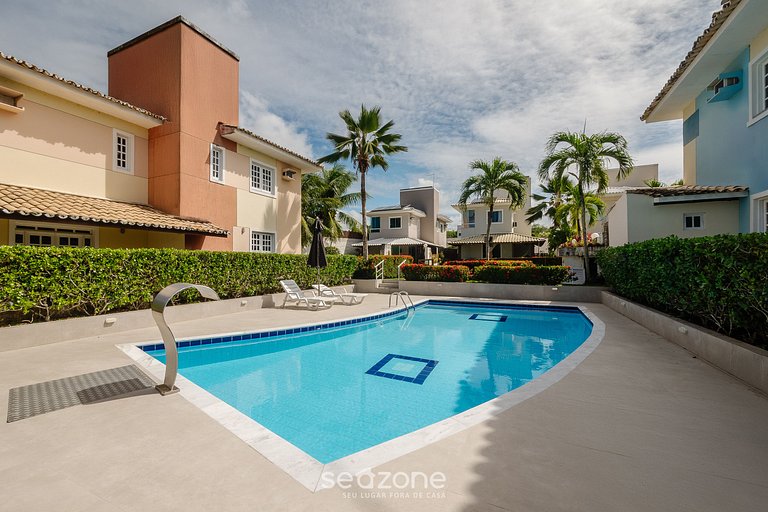 Casa ampla c/ piscina em Guarajuba CAG0003