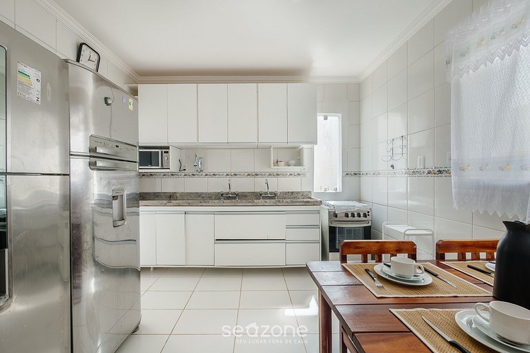 Casa ampla c/ piscina em Guarajuba CAG0003