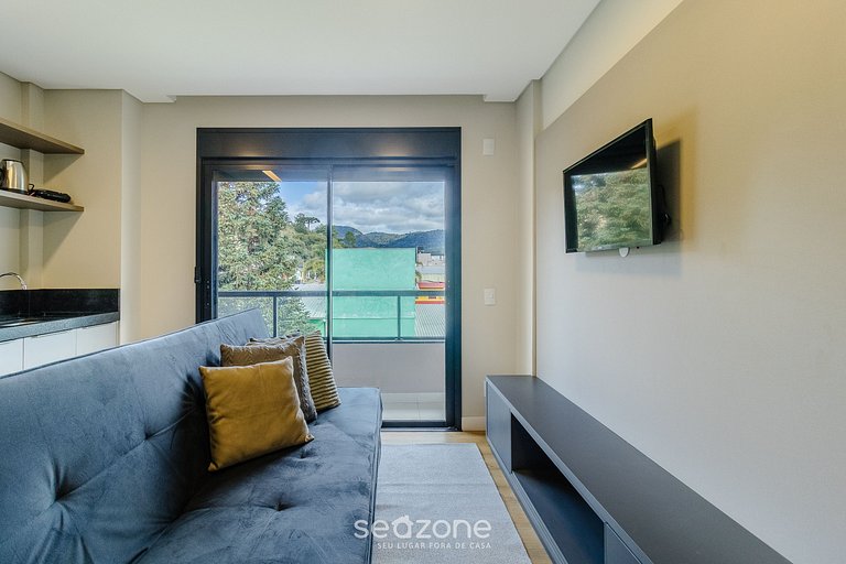 Apto c/ varanda no centro de Urubici - CZZ0406