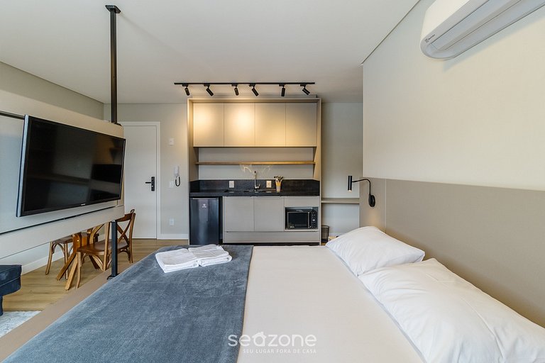 Estudio con balcón y vista a la Serra CZZ0405