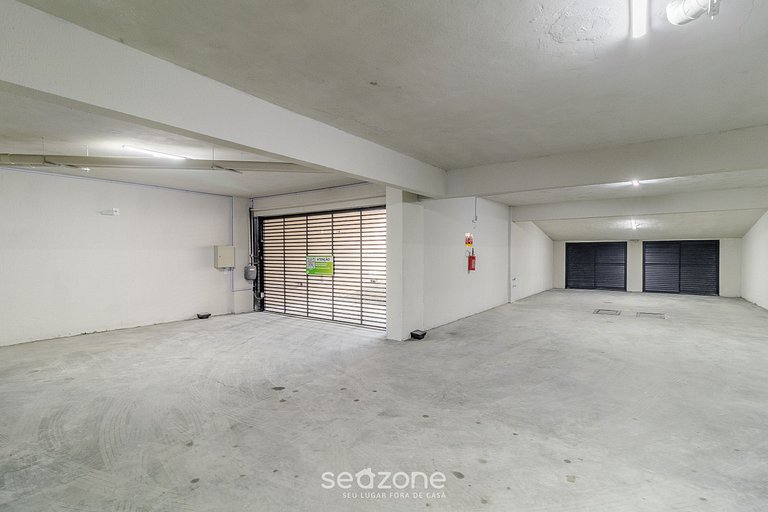 Apto com Varanda e Vista para a Cidade - CZZ0507