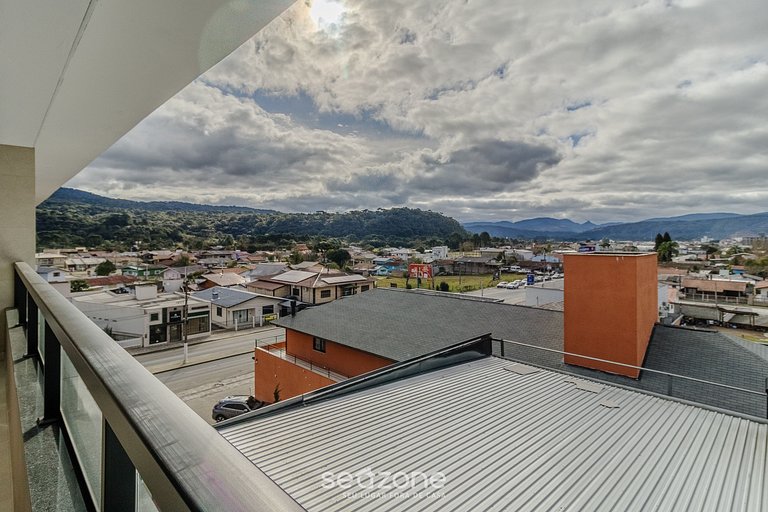 Apto con Balcón y Vista a la Ciudad - CZZ0507