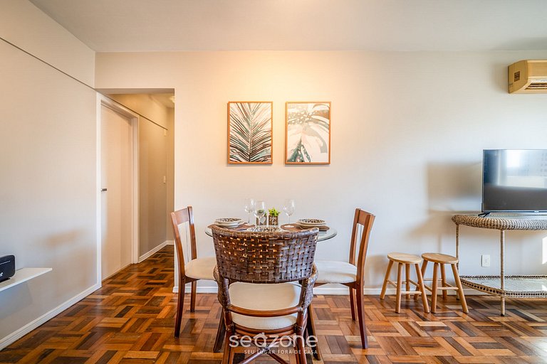 Apto 2 Quartos no Centro de Floripa JFM0101