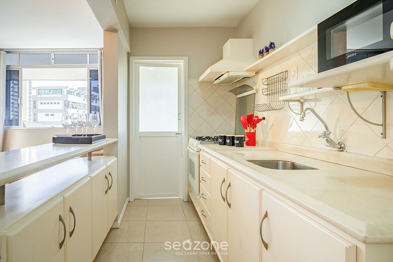 Apto 2 habitac. en el centro de Floripa JFM0101