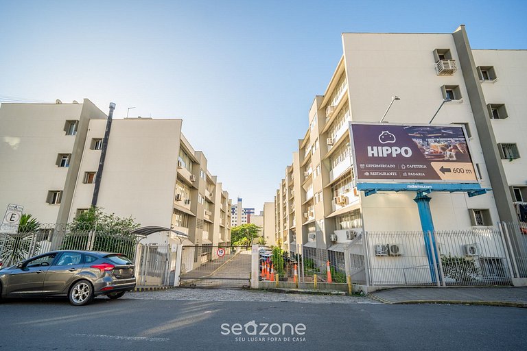 Apto 2 Quartos no Centro de Floripa JFM0101