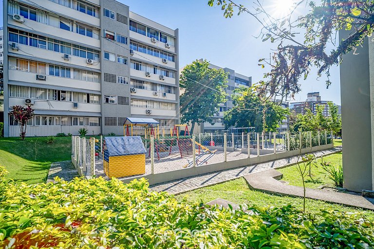 Apto 2 habitac. en el centro de Floripa JFM0101