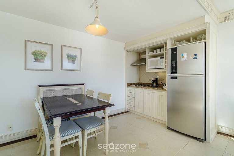 Apto de luxo com vista mar e piscina - ILC4506