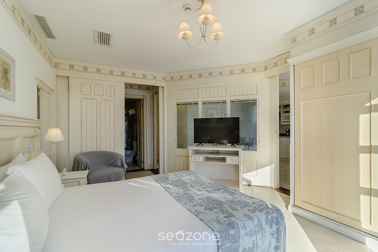 Apto de luxo com vista mar e piscina - ILC4506