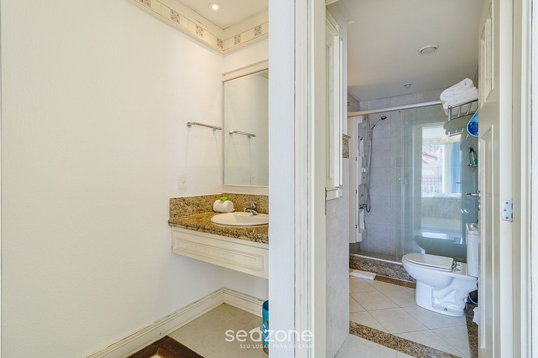 Apartamento de luxo com vista para o mar ILC4506