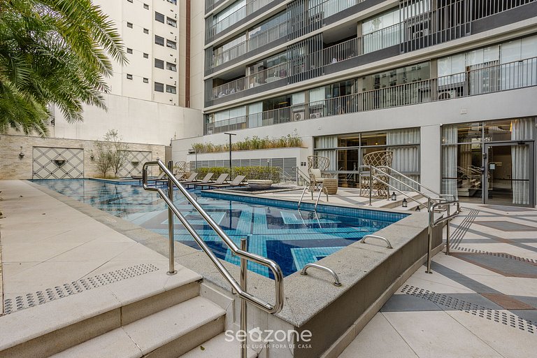 Estudio en cond. con piscina en Paraíso ZAH0811