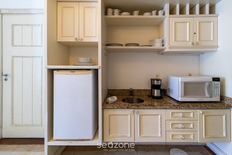 Studio em Jurerê vista piscina em resort ILC2106 Seazone