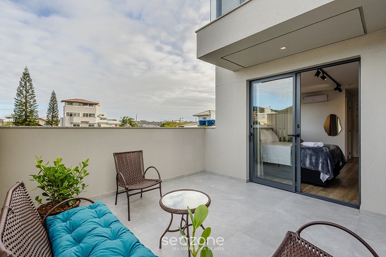 Estudio en cond. frente al mar con piscina PSO0310