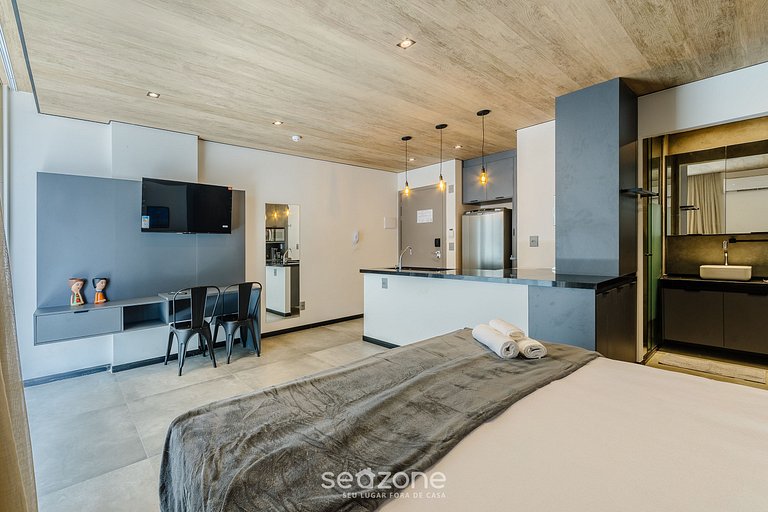 Estudio acogedor con vista lateral al mar NWT0904