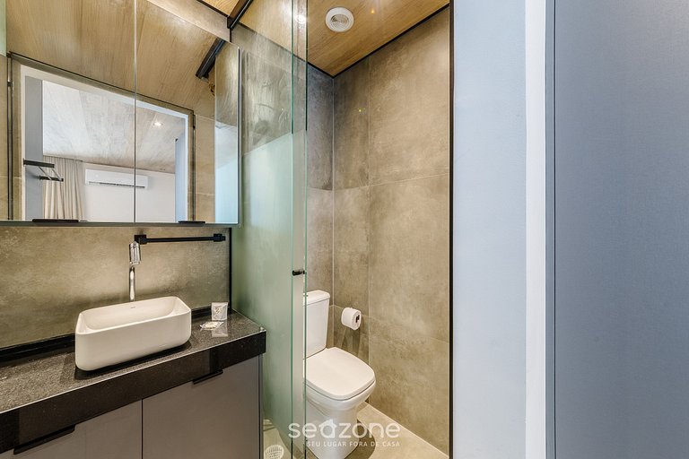 Estudio acogedor con vista lateral al mar NWT0904