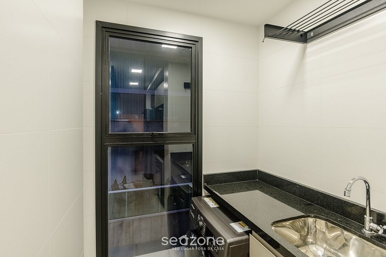 Apto c/ varanda a 300m da Praia, Guarapari EEP0801