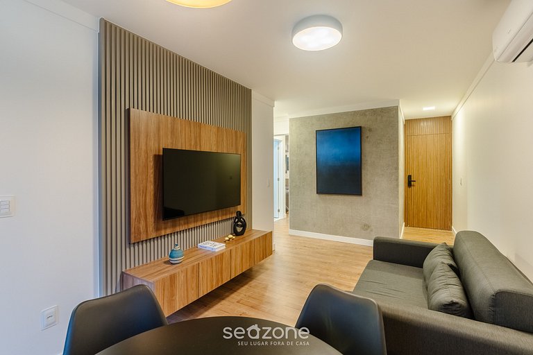 Apto c/ varanda a 300m da Praia, Guarapari EEP0801