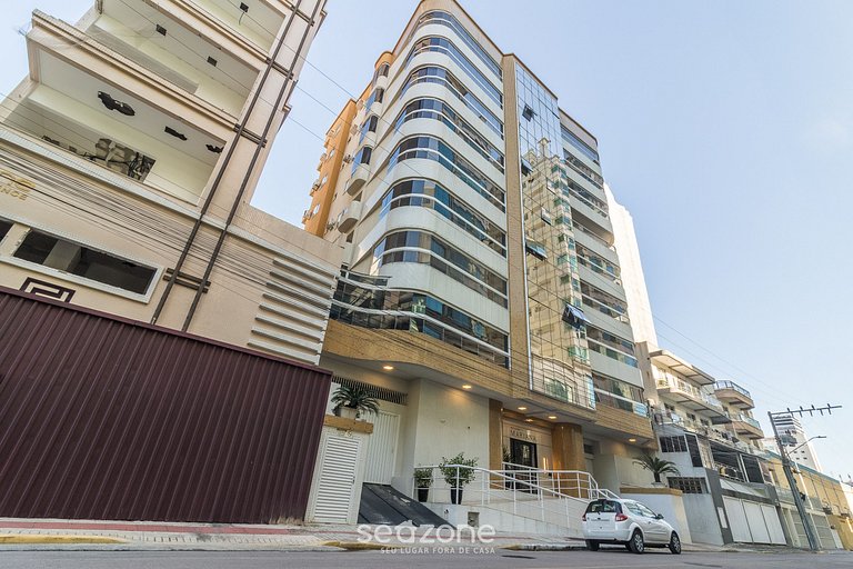 Apto 3 Quartos a 130m da Praia MMP0137