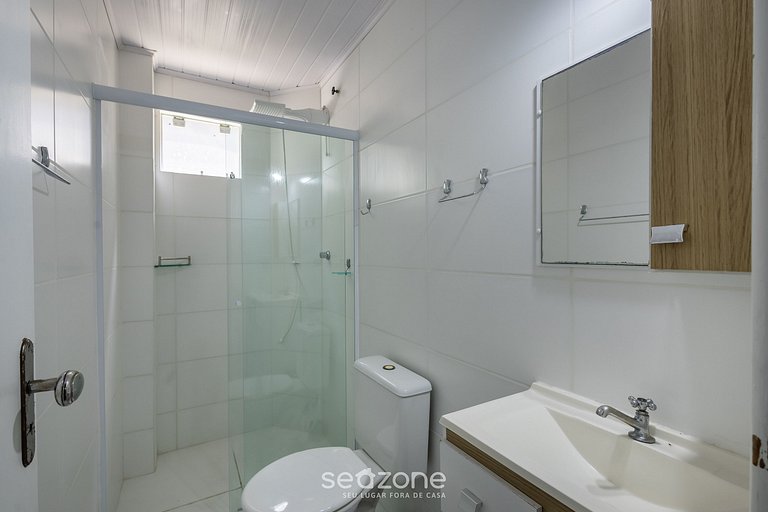 Apto completo en el Centro de Itajaí - CAR0106