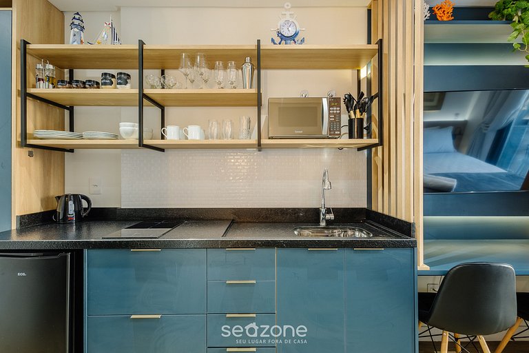 Estudio con balcón y vista lateral al mar PSO0808