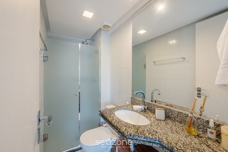 Apto c Jacuzzi e Vista Mar no Rio Vermelho ENC0307