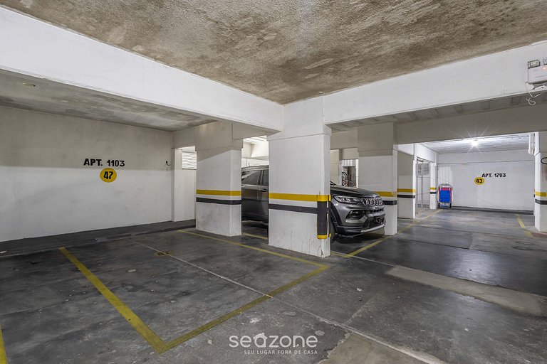 Apto c/ garagem e 2 Quartos a 60m da Praia ACO1103