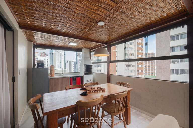 Apartamento con Balcón y Barbacoa CEC0801