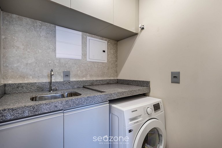 Apto c/varanda em cond. c/ piscina em BC TSO0311