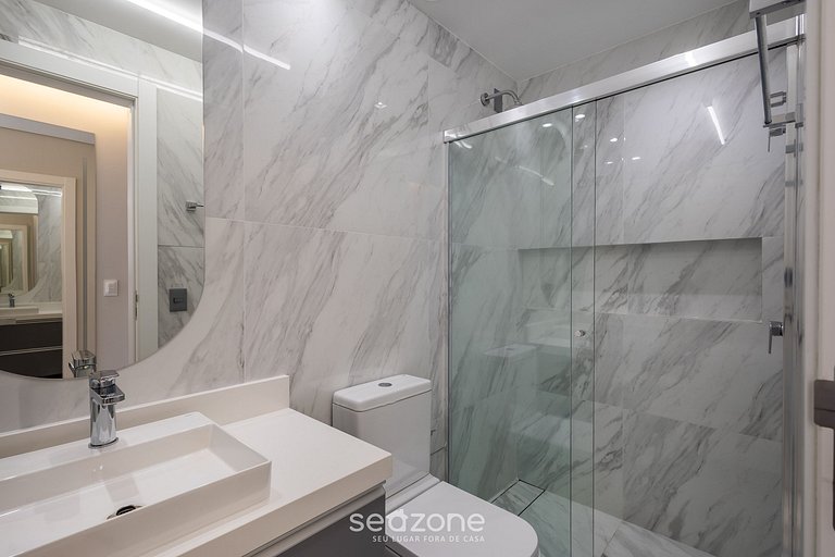 Apto c/ balcón en condo. c/ piscina en BC TSO0311