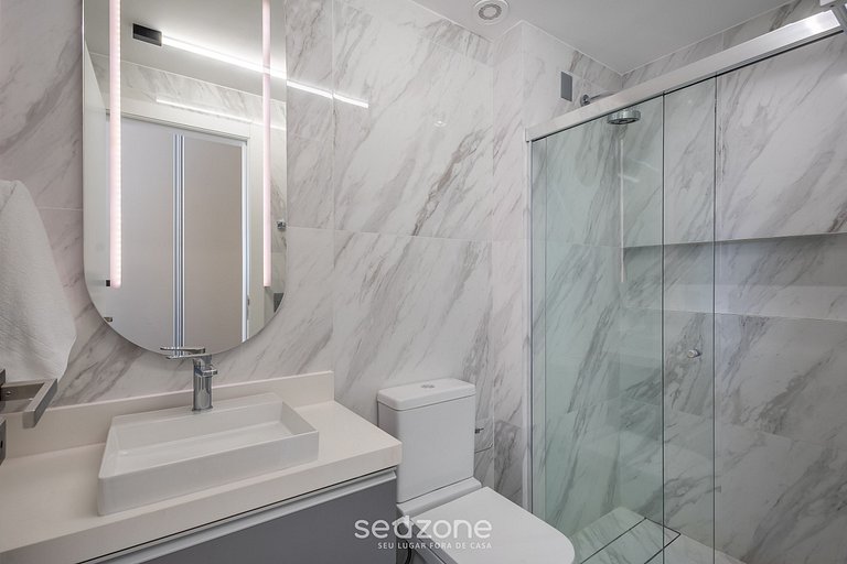 Apto c/ balcón en condo. c/ piscina en BC TSO0311