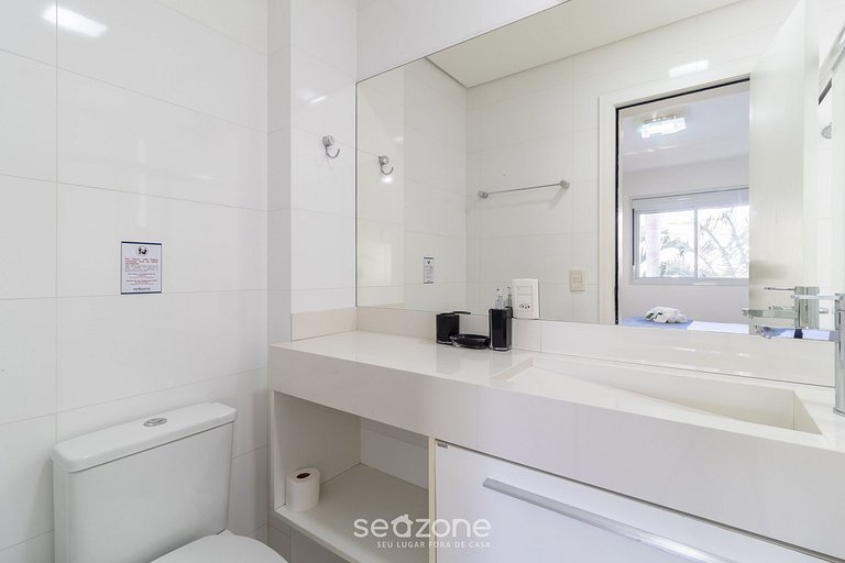 Apto c/ Churrasqueira em Cond. c/ Piscina BRI0102