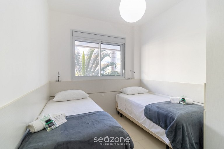 Apto c/ barbacoa en condominio con piscina BRI0102