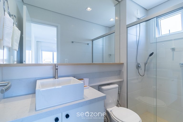 Apto en cond. c/ piscina a pasos del mar - SHR5231